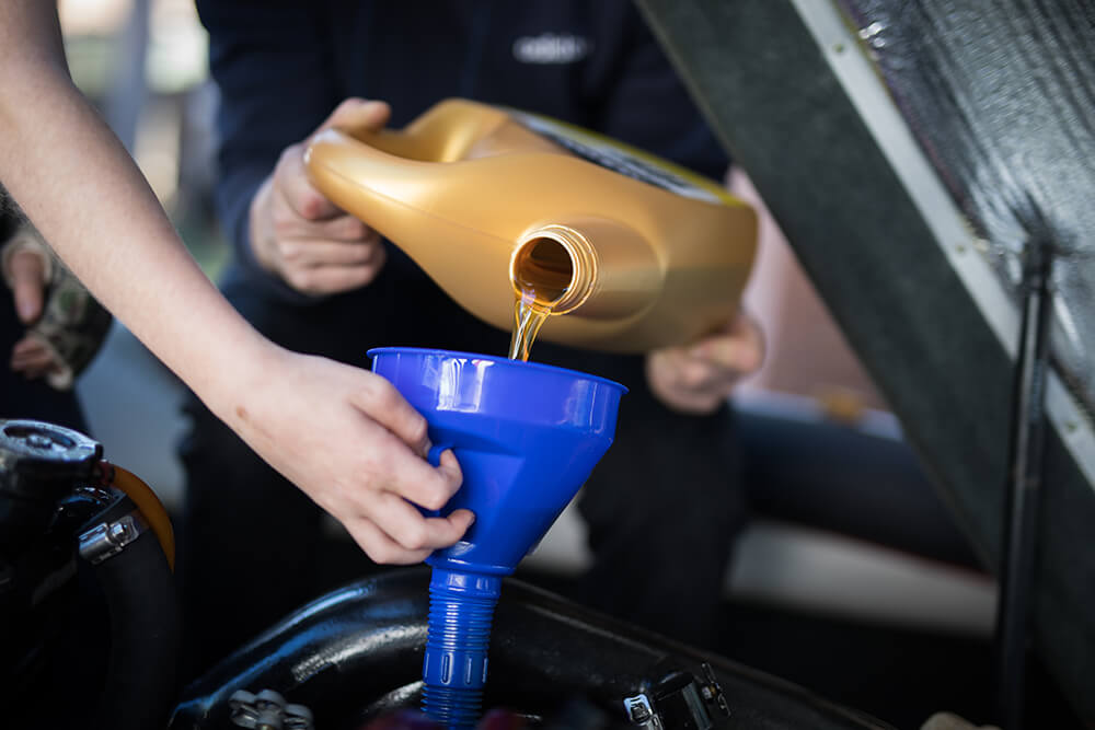 How Regular Oil Changes Help Your Car Survive the Winter Months